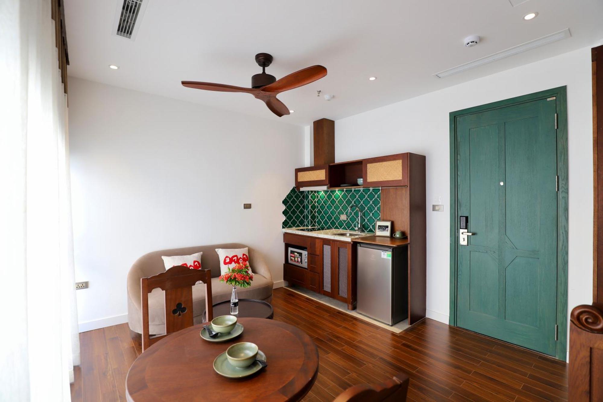Maison Nha 17 Ton That Thiep Hanoi Exterior photo